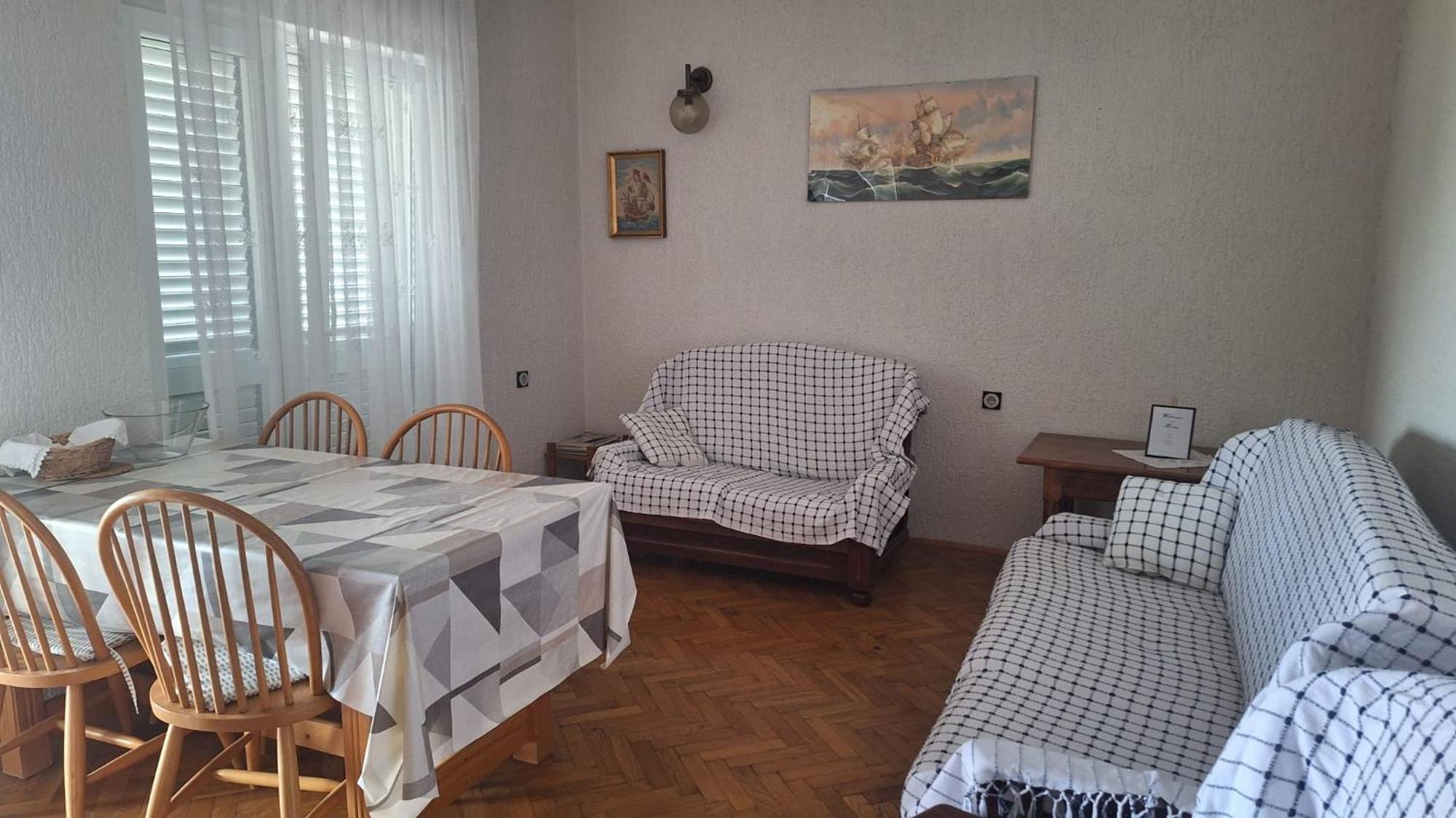 Apartment Lukovo - Puskaric Екстер'єр фото