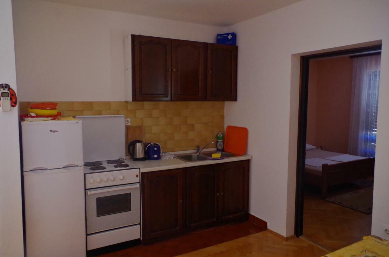 Apartment Lukovo - Puskaric Екстер'єр фото